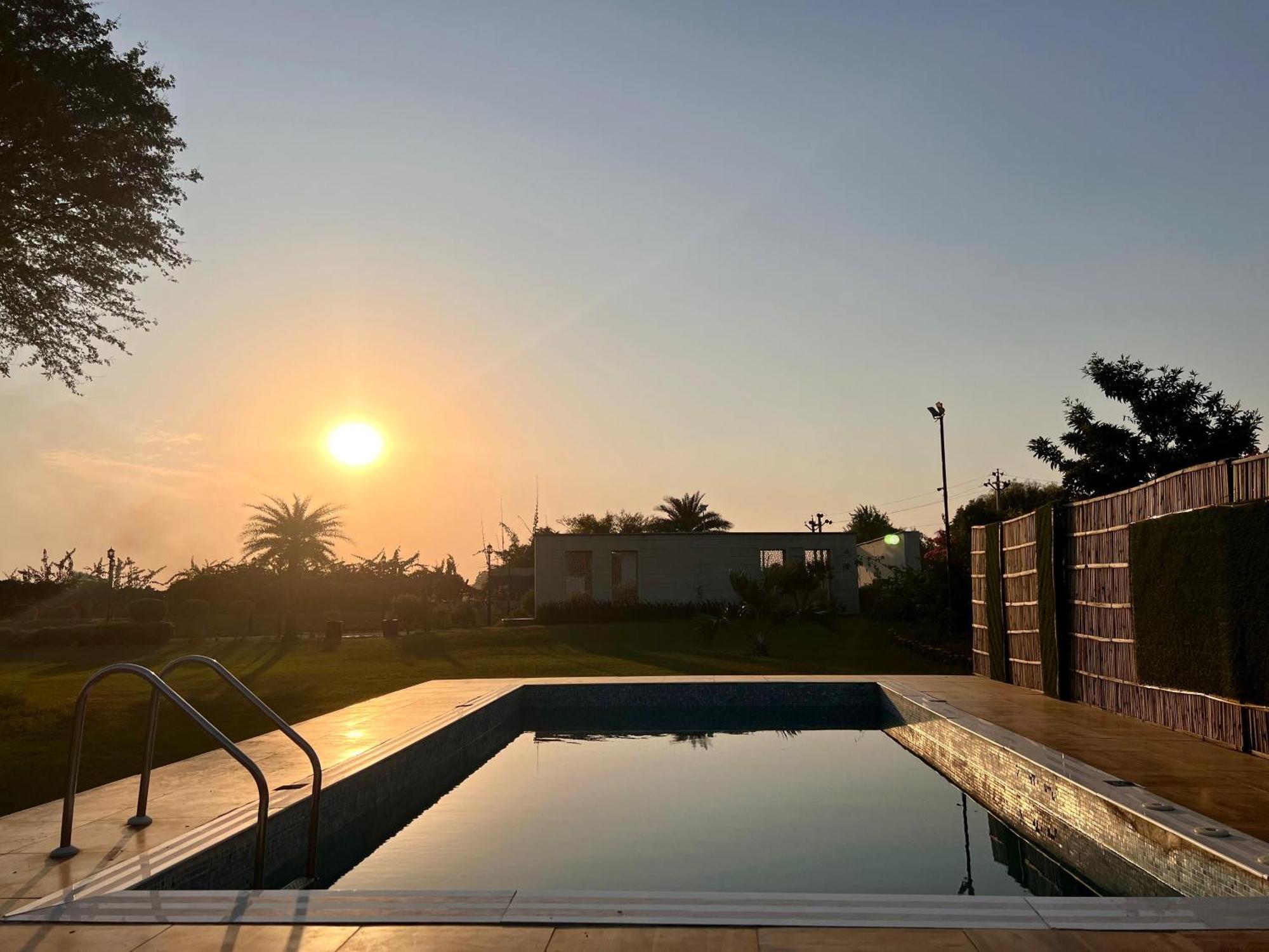 Gazibo Elegant Farm Stay With Swimming Pool Jaipur Exterior photo